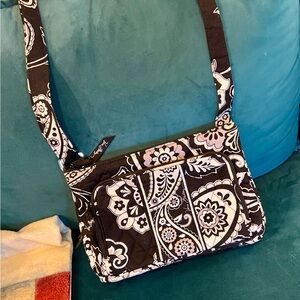 Vera Bradley Triple Zip Hipster – Canterbury Magenta (Retired!)